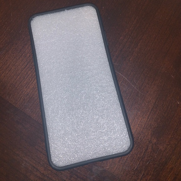 Phone case - Picture 2 of 2